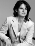 Dr. Martina Manhartsberger